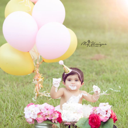 My Unique Picture|First Birthday Photography Austin